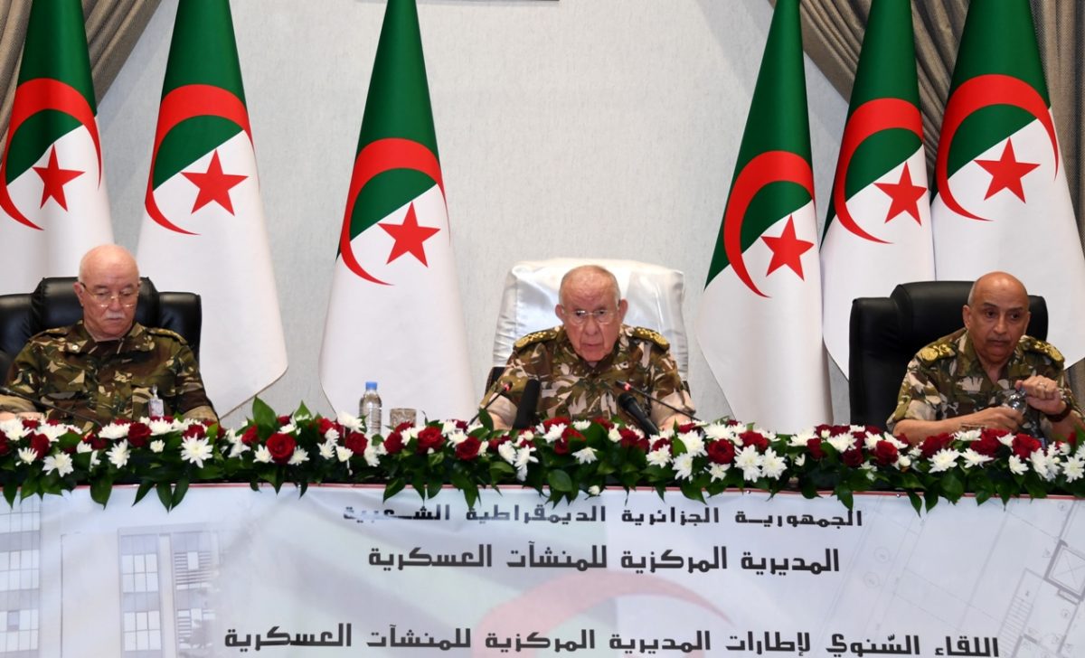 الفريق أول السعيد شنقريحة يترأس أشغال الاجتماع السنوي لإطارات المنشآت العسكرية