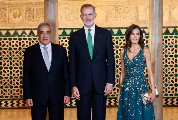 الوزير الأول نذير العرباوي