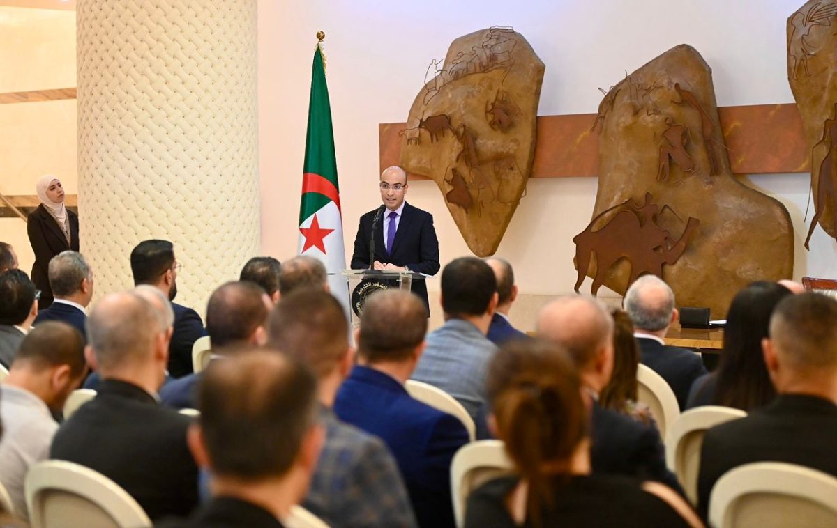 استحداث خدمة جديدة للمصادقة على الوثائق الإدارية الموجهة للاستعمال خارج الجزائر