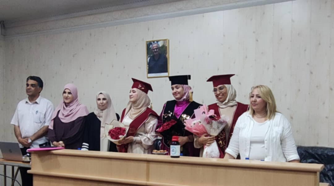 طالبات من جامعة البليدة يبتَكِرْن مادة عازلة صديقة للبيئة