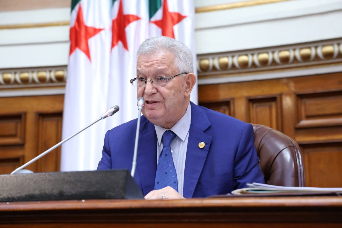 رئيس مجلس الأمة عزوز ناصري يهنئ المتفوقين في البكالوريا ويدعو الراسبين إلى التحدي والمثابرة