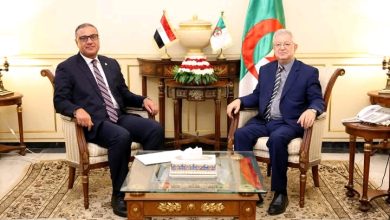 عزوز ناصري يستقبل السفير المصري مختار جميل وريدة بمقر مجلس الأمة