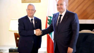 عزوز ناصري يزور الرئيس اللبناني جوزاف عون في الجزائر