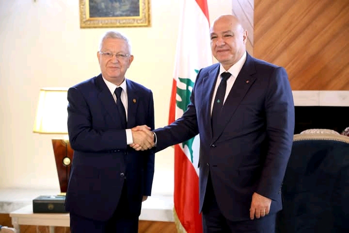 عزوز ناصري يزور الرئيس اللبناني جوزاف عون في الجزائر