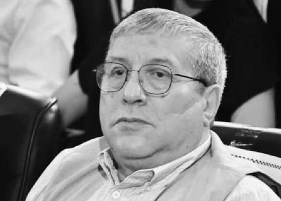 وزير الاتصال محمد مزيان يعزي في وفاة الاعلامي علي ذراع