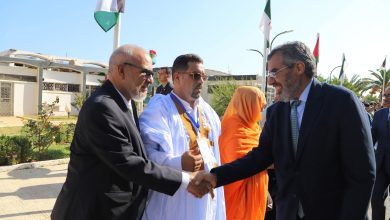 الوزير الأول الصحراوي بشرايا بيون خلال افتتاح الجامعة الصيفية ببومرداس