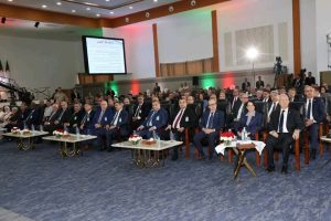 رئيس الجمهورية عبد المجيد تبون يشرف على مراسم الاحتفال بالذكرى الرابعة لليوم الوطني للجيش الوطني الشعبي في النادي الوطني للجيش ببني مسوس