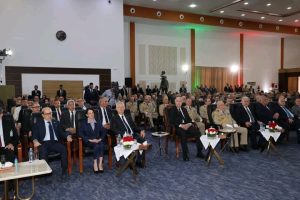 رئيس الجمهورية عبد المجيد تبون يشرف على مراسم الاحتفال بالذكرى الرابعة لليوم الوطني للجيش الوطني الشعبي في النادي الوطني للجيش ببني مسوس