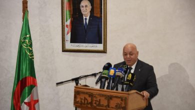 الوزير العيد ربيقة خلال مراسم الذكرى 67 للعمليات الفدائية