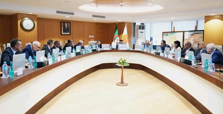 سوناطراك تعلن عن إنشاء شركة فرعية لتسيير ملعب الشهيد علي عمار علي لابوانت بدويرة