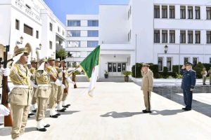 الفريق أول السعيد شنقريحة خلال تكريم أشبال الأمة المتفوقين في وزارة الدفاع