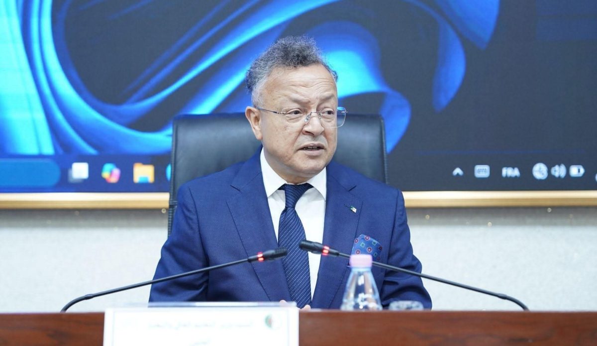 وزير التعليم العالي كمال بداري خلال ندوة الإعلان عن نتائج التوجيه الجامعي 2025