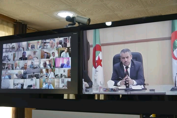 وزير التربية الوطنية محمد صغير سعداوي خلال أشغال الندوة الوطنية حول الدخول المدرسي 2025-2026