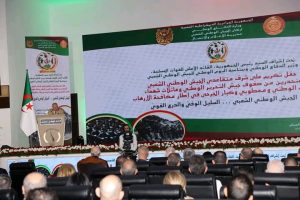 رئيس الجمهورية عبد المجيد تبون يشرف على مراسم الاحتفال بالذكرى الرابعة لليوم الوطني للجيش الوطني الشعبي في النادي الوطني للجيش ببني مسوس