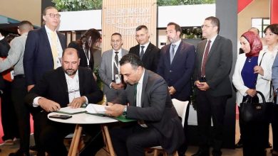 توقيع عقد تصدير الكابلات بين السويدي إلكتريك الجزائر وكوت ديفوار خلال IATF 2025