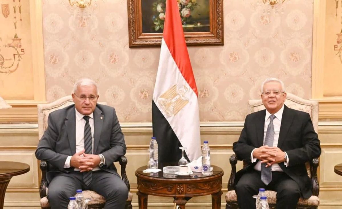 رئيس المجلس الشعبي الوطني إبراهيم بوغالي خلال زيارته إلى القاهرة لترؤس اجتماع الاتحاد البرلماني العربي