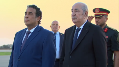 رئيس الجمهورية عبد المجيد تبون يستقبل رئيس المجلس الرئاسي الليبي محمد يونس المنفي بمطار الجزائر الدولي