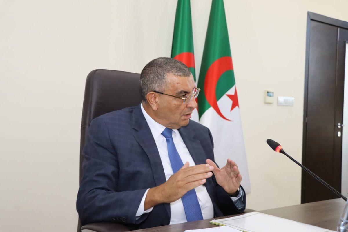 وزير الأشغال العمومية يتابع تقدم مشروع توسعة ميناء عنابة الفوسفاتي