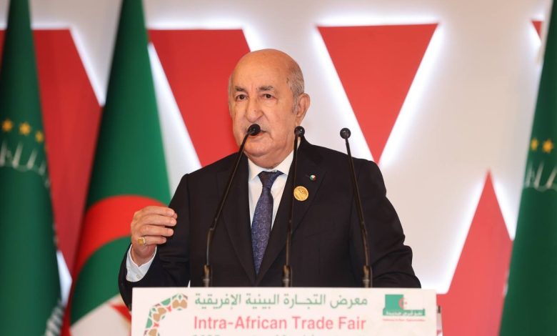 رئيس الجمهورية عبد المجيد تبون خلال افتتاح معرض التجارة البينية الإفريقية IATF 2025 بالعاصمة الجزائر