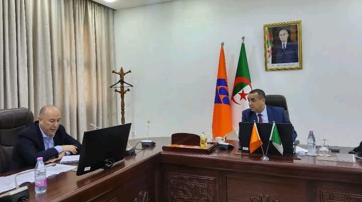 اجتماع سونلغاز وسيفيتال حول مشروع فلاحي في غرداية