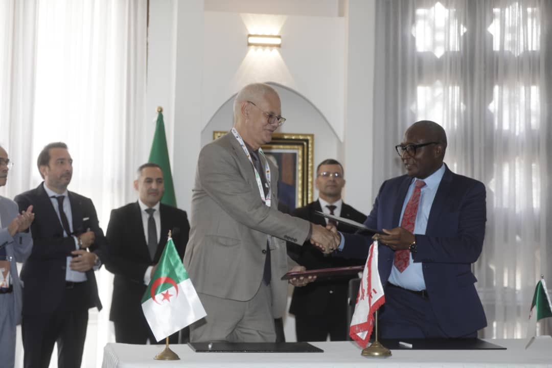 اتفاقيات جزائرية غينية في مجال الأشغال العمومية والسكك الحديدية خلال IATF2025