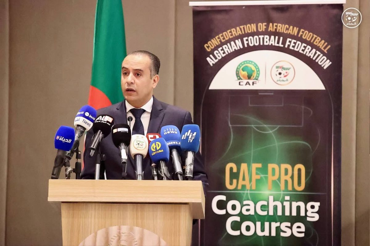 وليد صادي يُعطي إشارة انطلاق تكوين شهادة CAF PRO