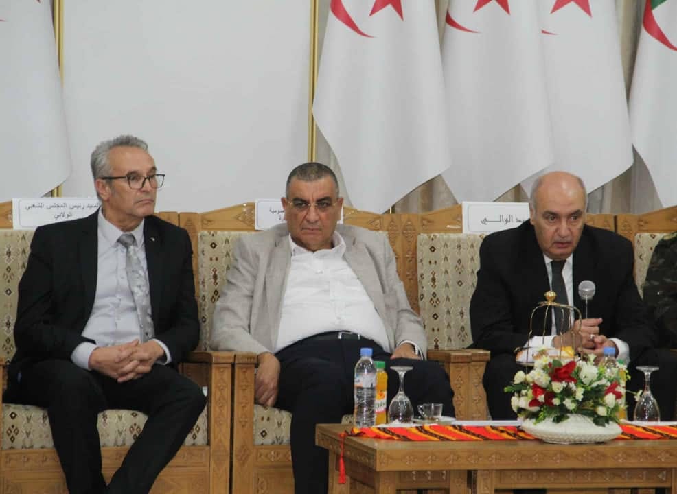 عبد القادر جلاوي يُعاين قطاع الأشغال العمومية بتيزي وزو