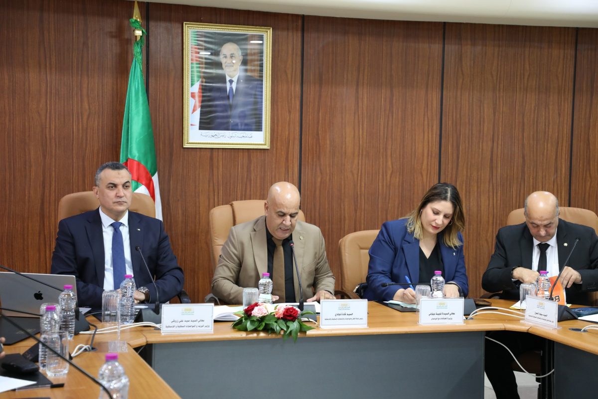 وزير البريد والمواصلات يعرض مشروع قانون خدمات الثقة والتعريف الإلكتروني أمام المجلس الشعبي الوطني