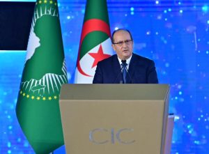 الوزير الأول، سيفي غريب، اليوم السبت 6 ديسمبر 2025، خلال افتتاح الطبعة الرابعة للمؤتمر الإفريقي للمؤسسات الناشئة بالمركز الدولي للمؤتمرات عبد اللطيف رحال بالجزائر العاصمة. 