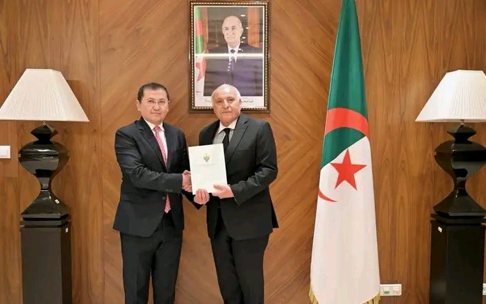 أحمد عطاف يستقبل سفيري السودان وأوزبكستان لدى الجزائر