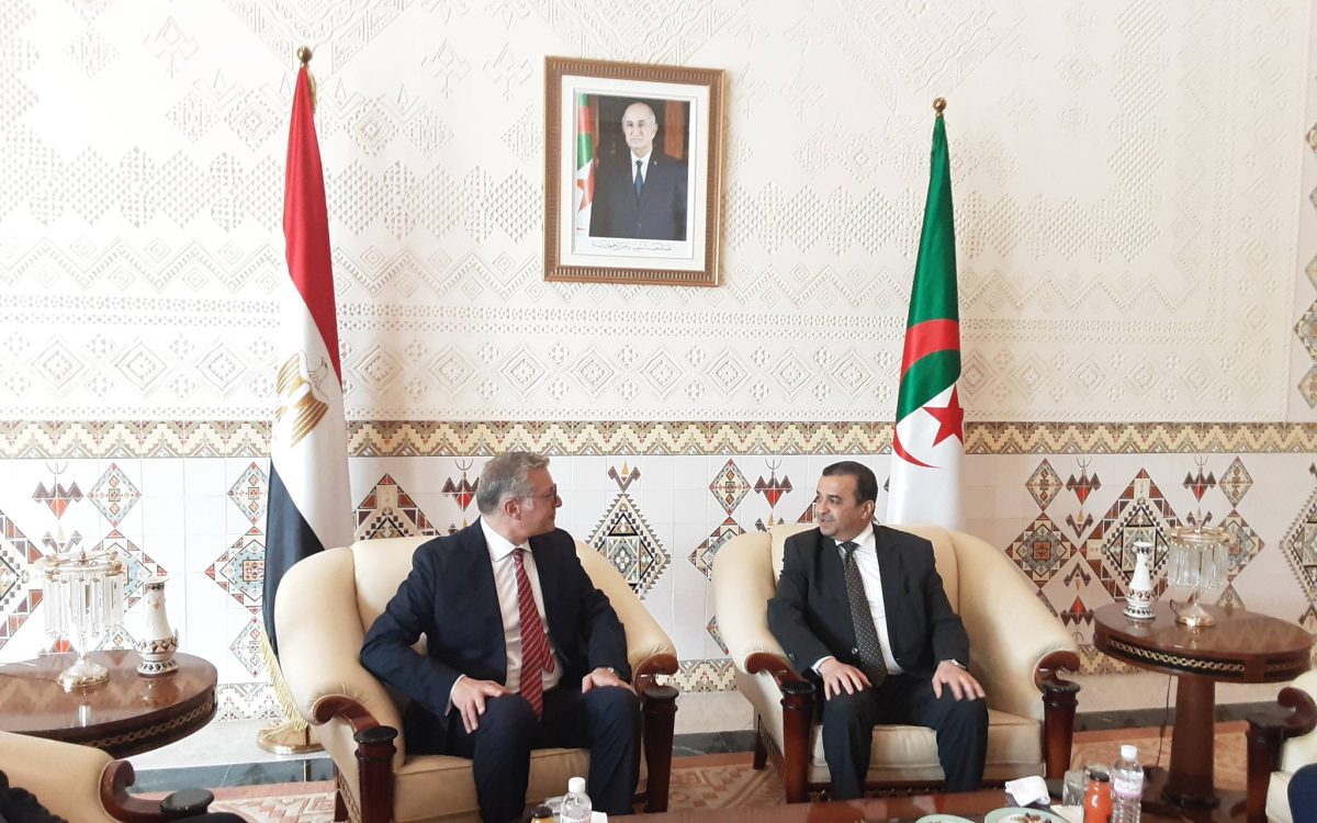 وزير البترول والثروة المعدنية المصري في زيارة عمل إلى الجزائر