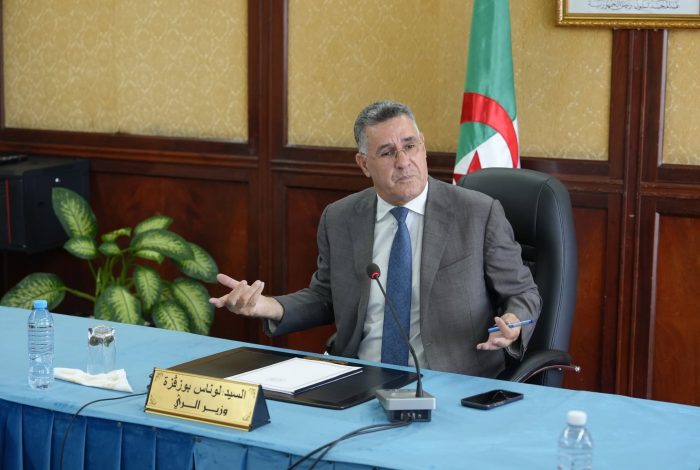 وزير الري: 23 مليار دينار لتعزيز الخدمة العمومية للمياه