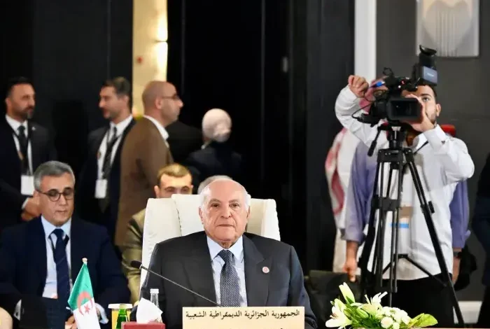 عطاف يحذر من تمادي الاحتلال الإسرائيلي في مخططاته الرامية إلى تهويد مدينة القدس وطمس معالمها العربية والإسلامية والمسيحية