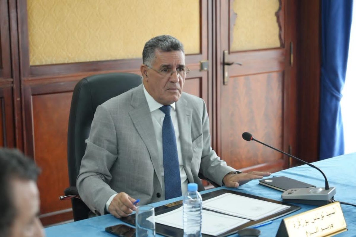 وزير الري يترأس اجتماعا لمتابعة تقدم مشاريع الربط البعدي