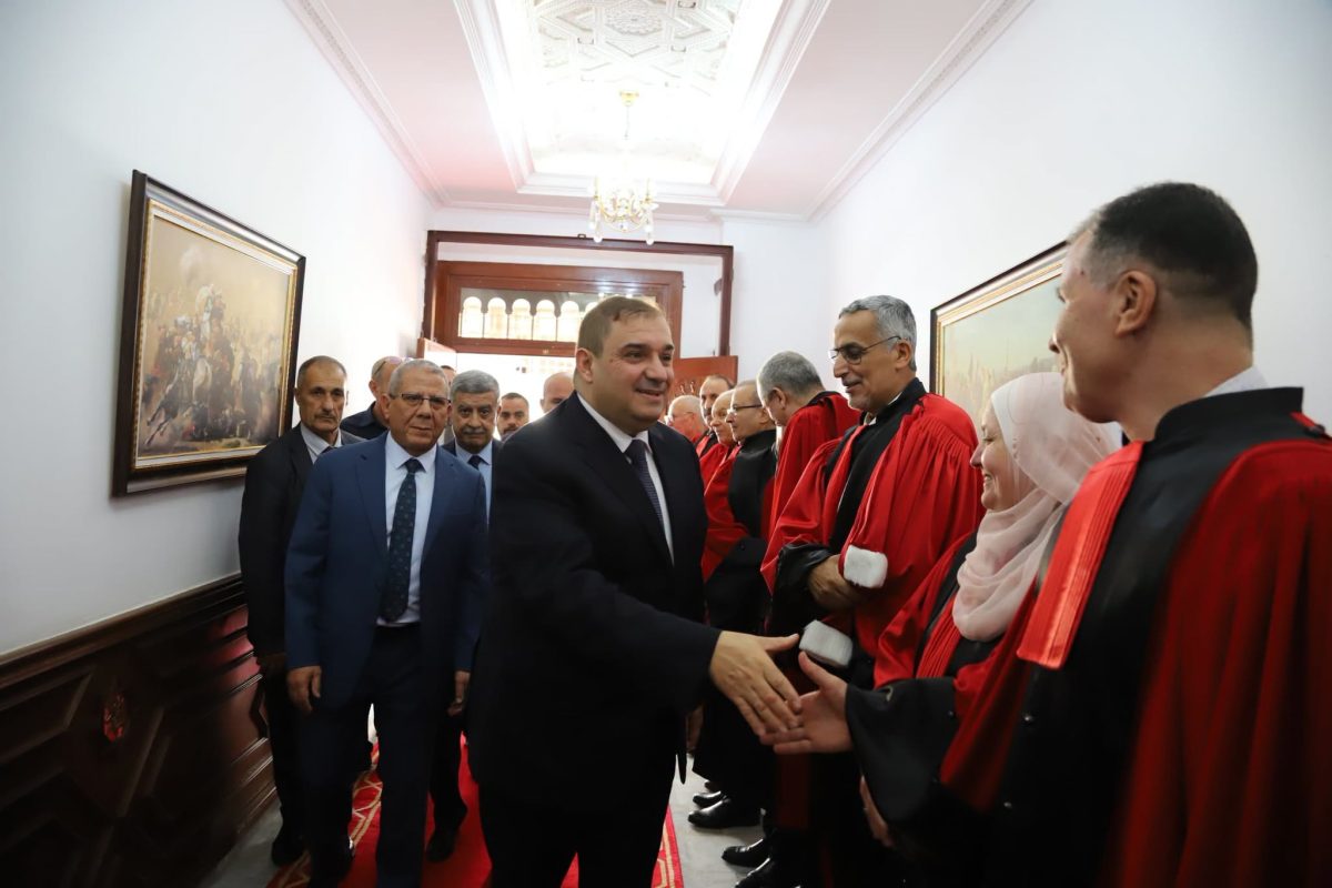 وزير العدل يشرف على مراسم تنصيب الرئيسة الجديدة لمحكمة التنازع