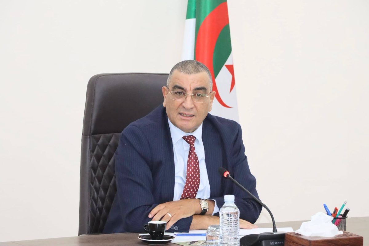 جلاوي يأمر بتسريع أشغال الخط المنجمي الشرقي وإجراء التجارب التقنية مطلع أكتوبر المقبل