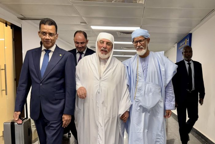 عميد جامع الجزائر يحل بنواكشوط للمشاركة في المؤتمر الدولي للسيرة النبوية
