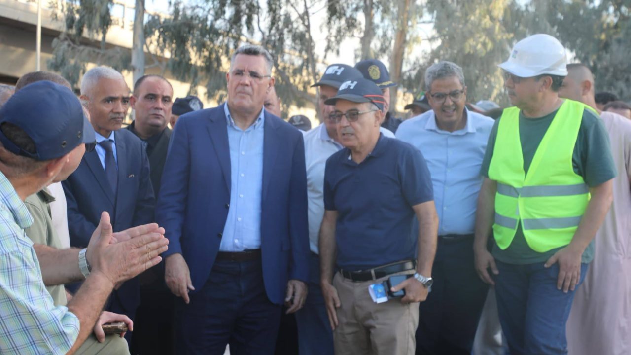 وزير الري يتفقد أشغال إصلاح القناة المتضررة ببومرداس