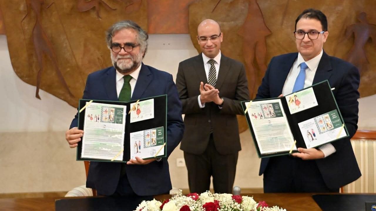 الجزائر والبرتغال تحييان الذكرى الخمسين للعلاقات الدبلوماسية بإصدار طوابعي مشترك