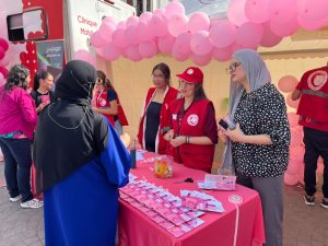 الهلال الأحمر الجزائري، يطلق اليوم الخميس، من ساحة البريد المركزي بالجزائر العاصمة، برنامجاً وطنياً للتحسيس بأهمية الوقاية من سرطان الثدي وعنق الرحم والكشف المبكر عنهما، وذلك بمناسبة حلول أكتوبر الوردي