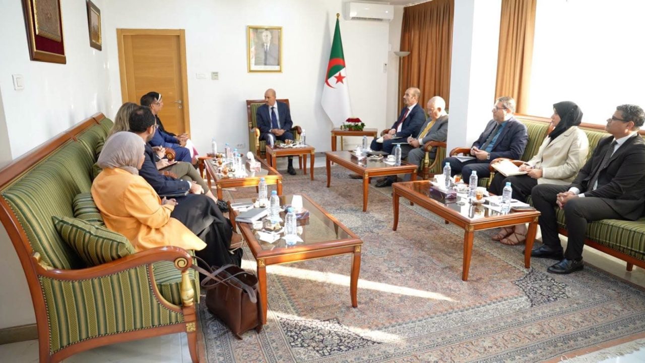 وزير الصناعة يبحث فرص الشراكة مع «جنرال موتورز» لصناعة المركبات في الجزائر
