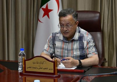 بداري يعقد اجتماعا لابتكار حلول وطنية ذكية للتحديات المرتبطة بشبكات التواصل الاجتماعي