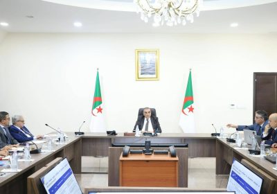 جلاوي يضبط الترتيبات النهائية لإطلاق خط السكة الحديدية الأغواط - تمنغست