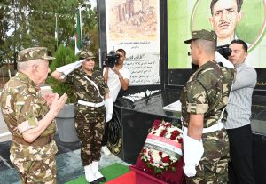 الفريق أول السعيد شنقريحة في زيارة عمل وتفتيش إلى الناحية العسكرية الثالثة