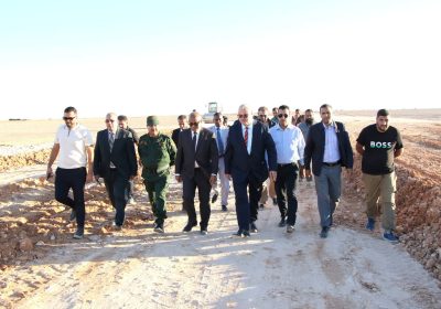 والي المنيعة يُعاين مسار مشروع خط السكة الحديدية الاستراتيجي